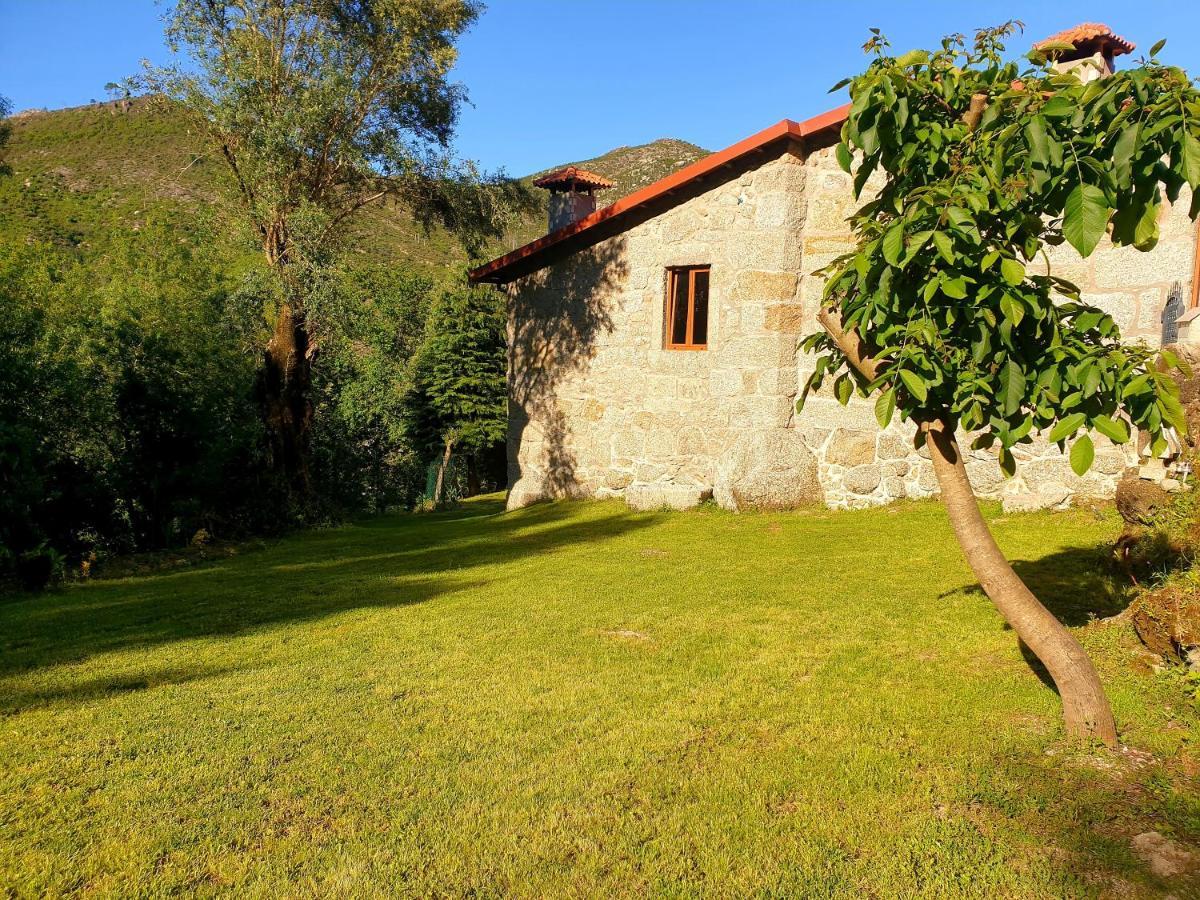Quinta Da Casa Dos Santos - Inside Geres Pension Buitenkant foto